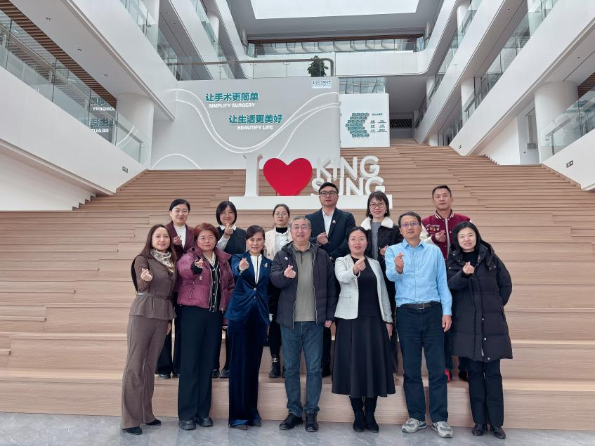 大连医科大学领导莅临参观：深化交流，共绘医工合作新篇章——协议签署及授牌仪式圆满举行